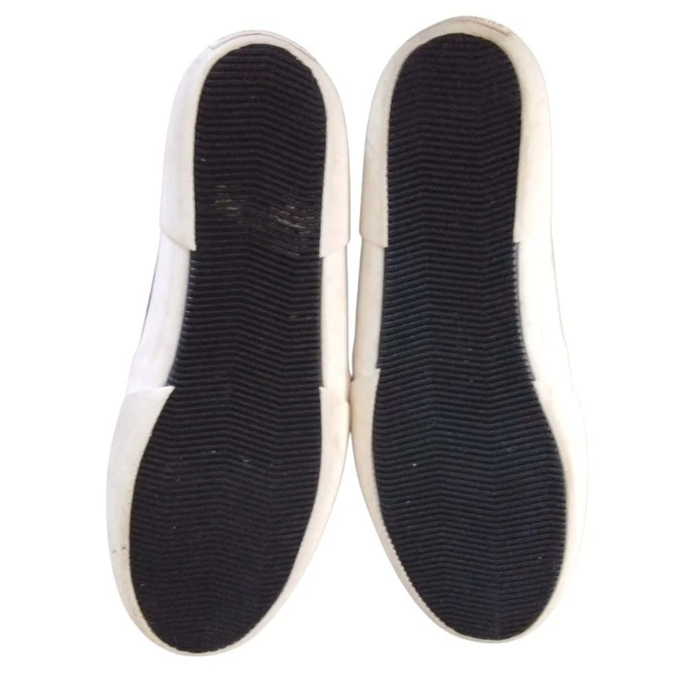 Michael Kors Black and White Sneakers Sleek Design 8.5 M